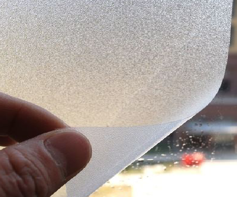 南宁玻璃门外面粘广告用什么材料好？